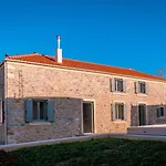 Villa Ilida