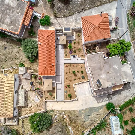 Ilida Villa