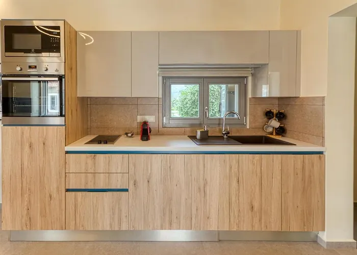 Ilida Villa